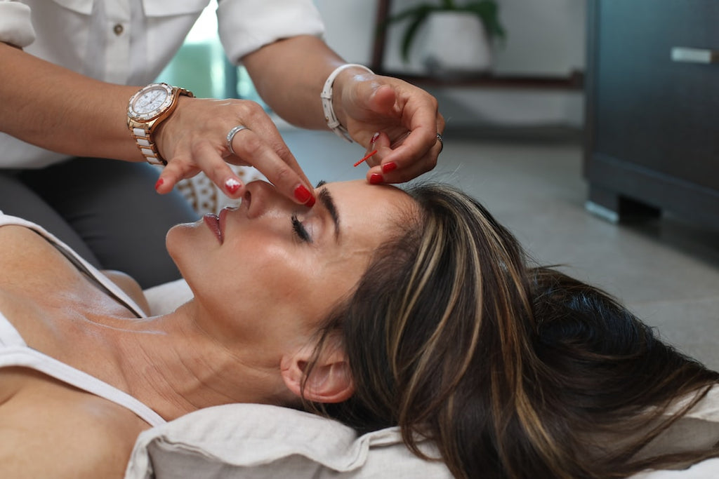 Unlocking the Fountain of Youth: The Benefits of Facial Massage for Anti-Aging