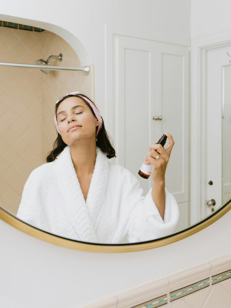 Incorporating Retinol in Your Skincare Routine: A Complete Guide